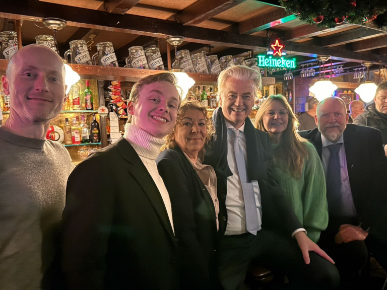 Geert Wilders op de Markt in Delft